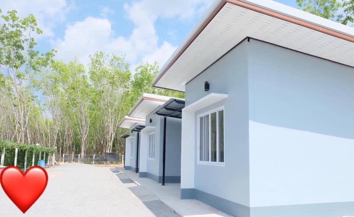 Rim Suan Resort Satun Exterior foto